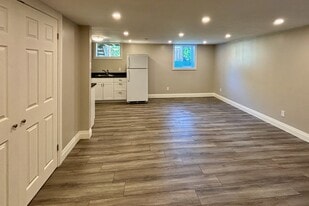 55 Courtice Crescent in Collingwood, ON - Building Photo