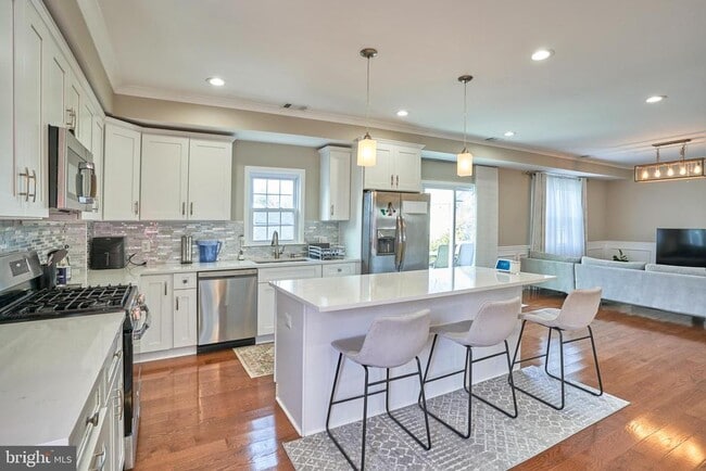 property at 3244 Blundell Rd