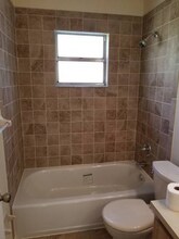 10950 Barrett St in New Port Richey, FL - Building Photo - Building Photo