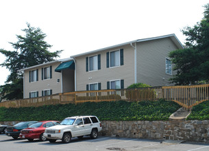 Rosemont Dunwoody in Atlanta, GA - Foto de edificio - Building Photo