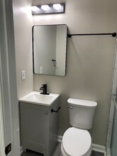 2123 Sinclair Ln in Baltimore, MD - Building Photo - Building Photo