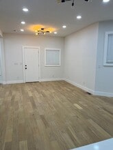 636 NE Prescott St in Portland, OR - Foto de edificio - Building Photo