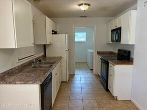 620 Key Largo Dr S in Titusville, FL - Building Photo - Building Photo