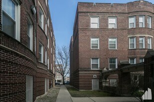 5200 N Damen Ave, Unit 3 in Chicago, IL - Building Photo