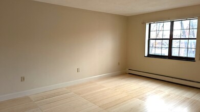 56 Bigelow Ave in Watertown, MA - Building Photo - Building Photo
