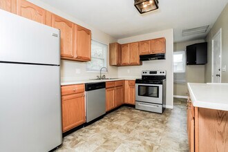 12085 Spalding Dr in Cincinnati, OH - Building Photo - Building Photo