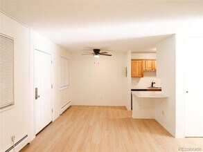 5875 E Iliff Ave in Denver, CO - Foto de edificio - Building Photo