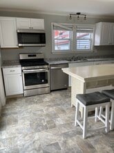 75 Union St in Saratoga Springs, NY - Building Photo - Building Photo