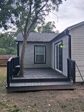 412 S O Connor Rd in Irving, TX - Foto de edificio - Building Photo