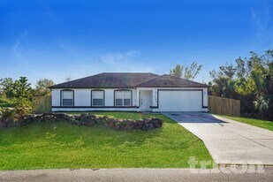 1488 Nabatoff St in North Port, FL - Building Photo