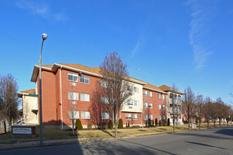 Friendly Village Apartments in St. Louis, MO - Building Photo - Building Photo