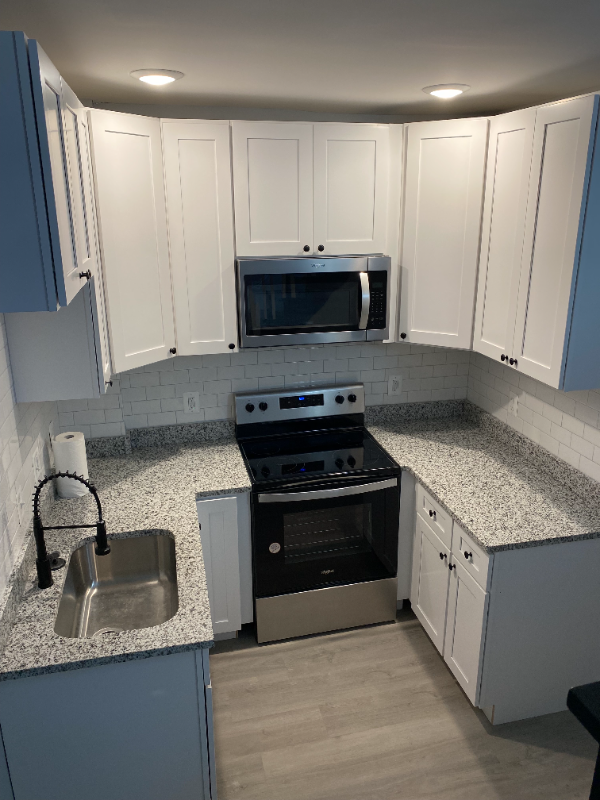 146 N East Ave in Baltimore, MD - Building Photo - Building Photo