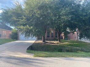 9210 Hidden Lake E Dr in Magnolia, TX - Building Photo - Building Photo