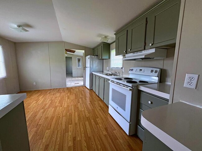 4512 Rainbow Ln in Rocky Mount, NC - Building Photo - Building Photo