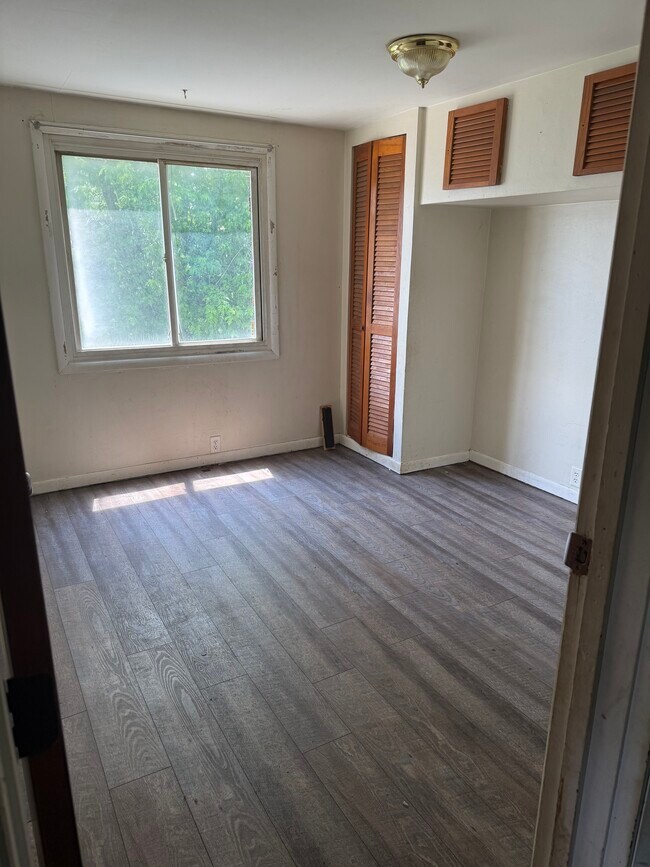 1915 2nd St in Moundsville, WV - Foto de edificio - Building Photo