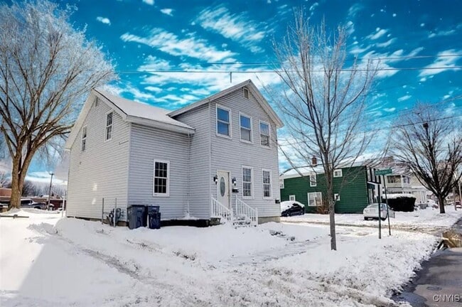 103 W Embargo St in Rome, NY - Foto de edificio - Building Photo