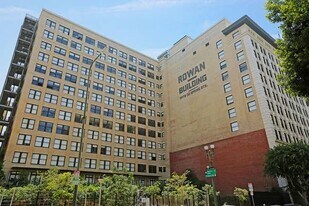 460 S Spring St in Los Angeles, CA - Building Photo