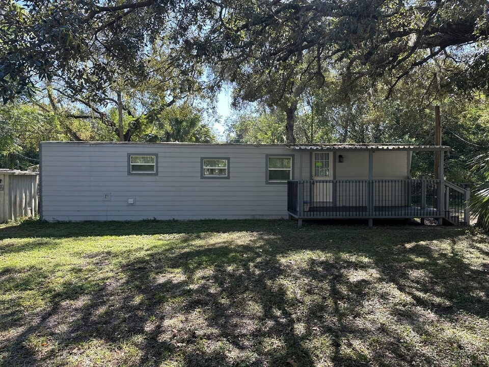 3268 Southwest Blvd in Spring Hill, FL - Building Photo