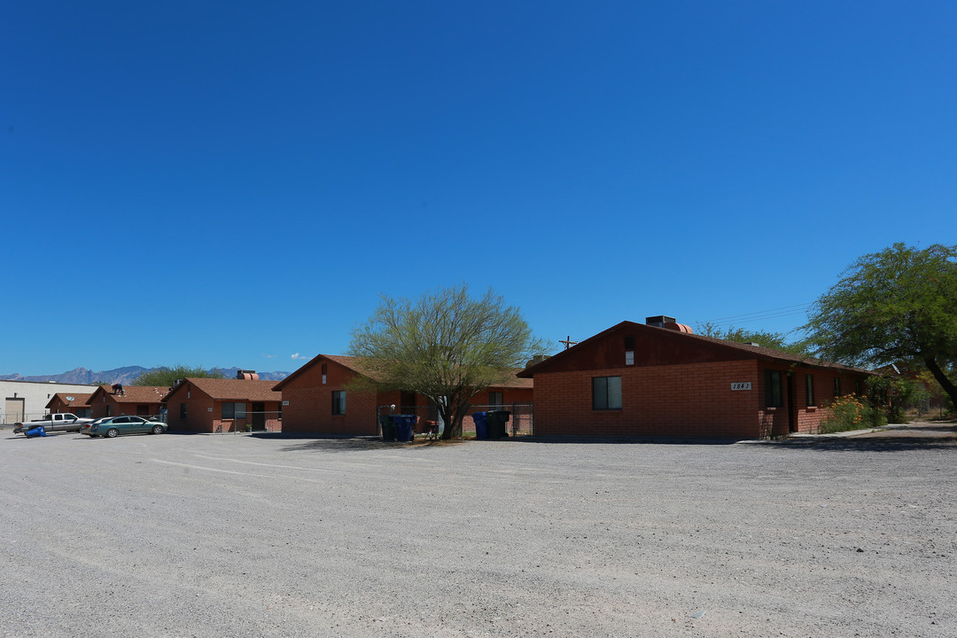 Campbell Duplexes in Tucson, AZ - Building Photo