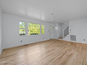 1011 Daniel Pl in Jacksonville, NC - Building Photo - Building Photo