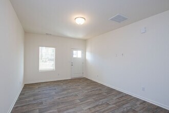 7048 Duncan Acres Dr in Belmont, NC - Building Photo - Building Photo