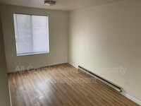 704 Ferris Ct photo'