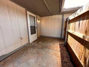 7210 Kings Manor Ct in Oklahoma City, OK - Building Photo - Building Photo