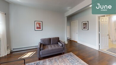 16 Glenway St-Unit -B in Boston, MA - Building Photo - Building Photo