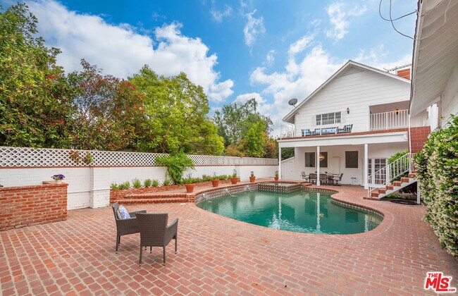 12455 Sarah St in Los Angeles, CA - Building Photo - Building Photo