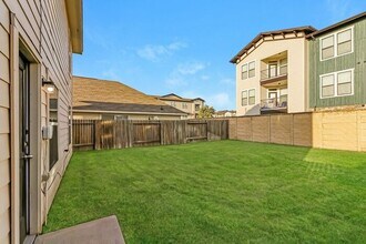 5534 Plantation Forest Dr in Katy, TX - Building Photo - Building Photo