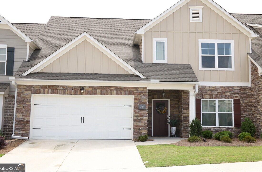 2845 Long Shadow Ct in Snellville, GA - Building Photo