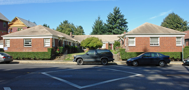 6345 N Albina in Portland, OR - Building Photo - Building Photo