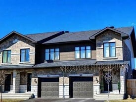 68 Du Sulky St in Gatineau, QC - Building Photo