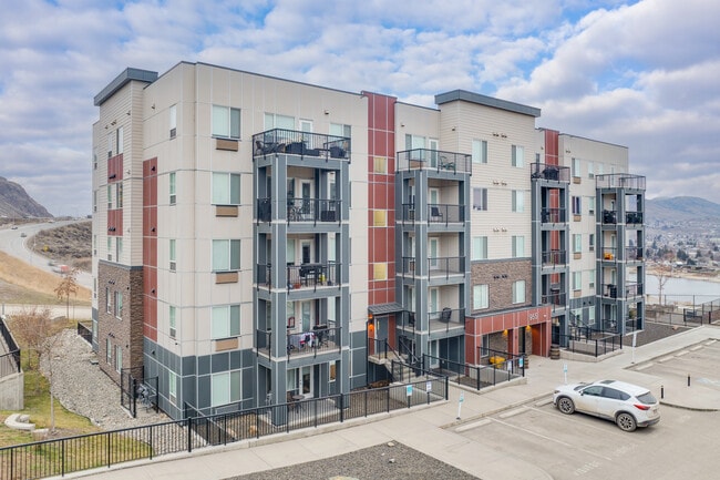 The View in Kamloops, BC - Building Photo - Building Photo