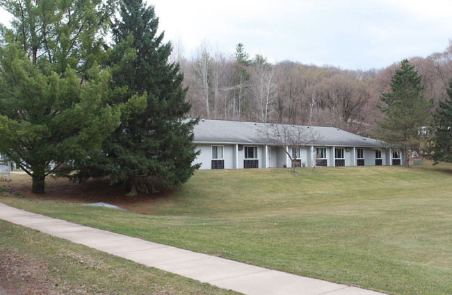 Valley View in Knapp, WI - Foto de edificio - Building Photo