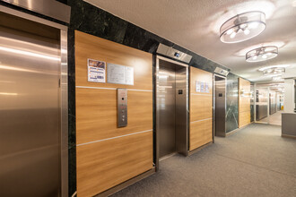 5501 Adalbert in Montréal, QC - Foto de edificio - Lobby