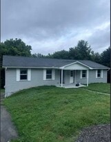 1397 Dandelion Cir, Unit 1397 in Morristown, TN - Building Photo