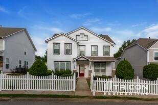 3819 Stagecoach Ln in Cumming, GA - Building Photo