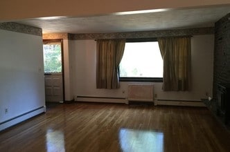 24 Glen Echo Blvd, Unit 24 in Stoughton, MA - Building Photo - Building Photo