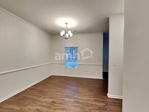 631 Sunflower Dr in Canton, GA - Foto de edificio - Building Photo