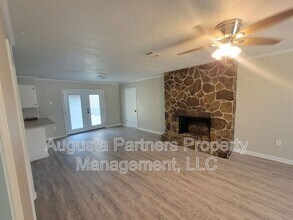 156 Griswood Dr in Martinez, GA - Building Photo - Building Photo