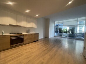 1045 Austin Ave in Coquitlam, BC - Building Photo - Building Photo