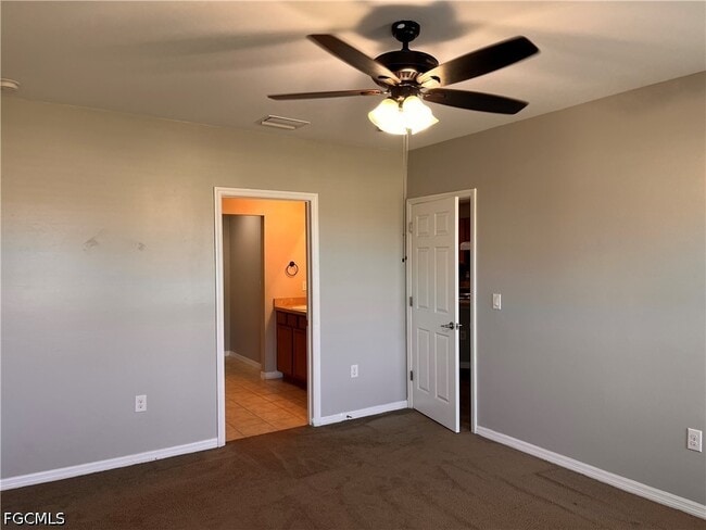 10353 Canal Brook Ln in Lehigh Acres, FL - Building Photo - Building Photo