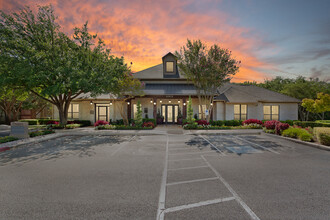 Sonterra  Apartment Homes in Austin, TX - Building Photo - Building Photo