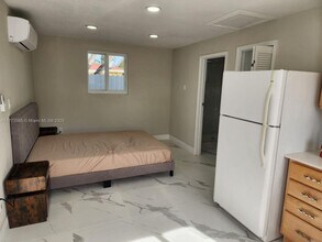20731 SW 117th Ave in Miami, FL - Foto de edificio - Building Photo