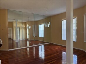 18230 Dolly Brook Ln in Lutz, FL - Building Photo - Building Photo