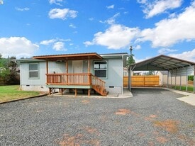 87886 Hill Rd in Springfield, OR - Building Photo