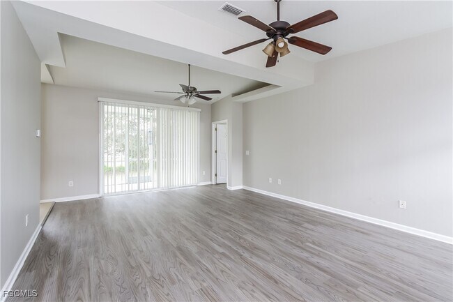 4972 Weatherton St in North Port, FL - Building Photo - Building Photo
