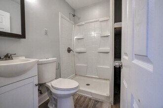 160X Plum St in Baltimore, MD - Building Photo - Building Photo