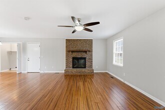 121 Grayson Ave in Madison, AL - Building Photo - Building Photo